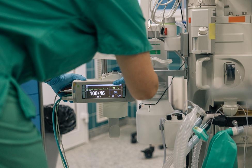 From Surgery to Treatment: the Multiple Applications of Gas Analyzer in Medical