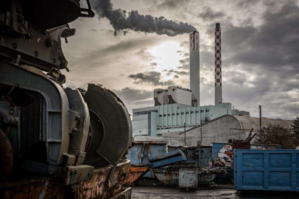 Why Use Multi-Gas Analyzer for Emission Monitoring in Waste Incineration?